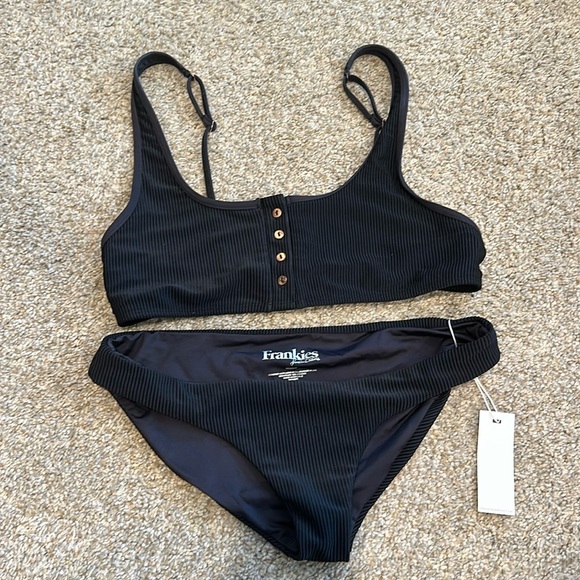 Frankie’s bikini - M/L - Picture 1 of 7